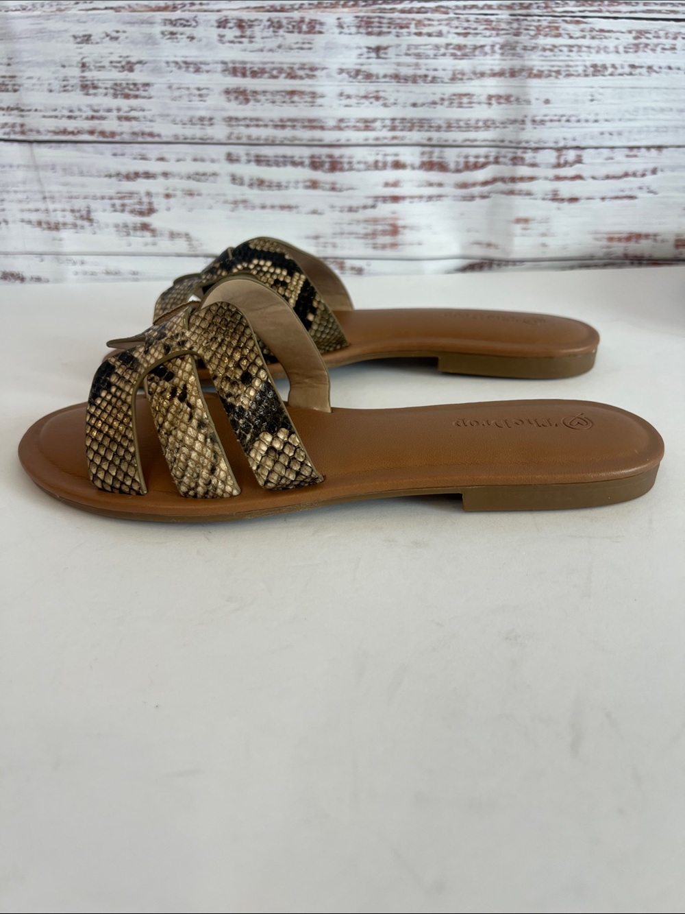 THE DROP- Python print slides/sandals Women’s - Picture 8 of 10